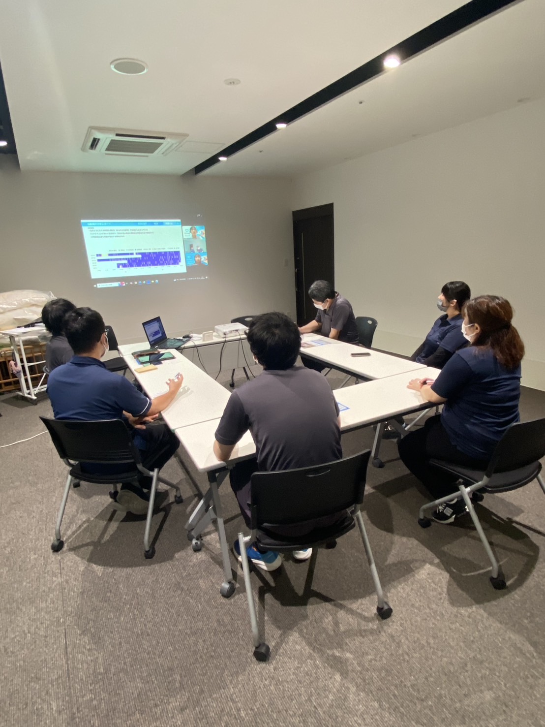 サニープレイス彦根_委員会の様子②.jpg